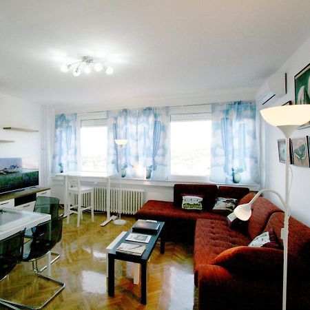 Magritte Business Grade Comfortable Apartment. Belgrad Exteriör bild